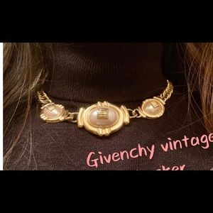 Givenchy necklace/choker